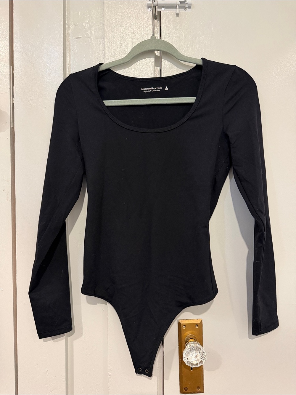 Abercrombie & Fitch Black Long-Sleeve Scoop Neck Bodysuit